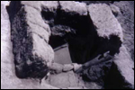 Resti di una necropoli ellenistica con epitymbia sopra tombe del tipo alla cappuccina